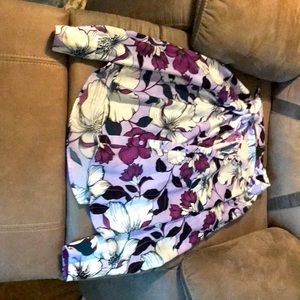 Floral button down 💐👵🏻